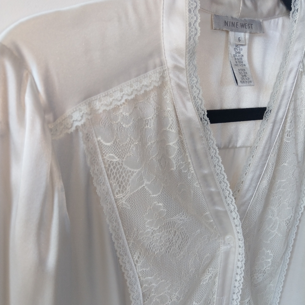 Nine West blouse, Long sleeved blouse Size 6, NWT - Picture 7 of 7